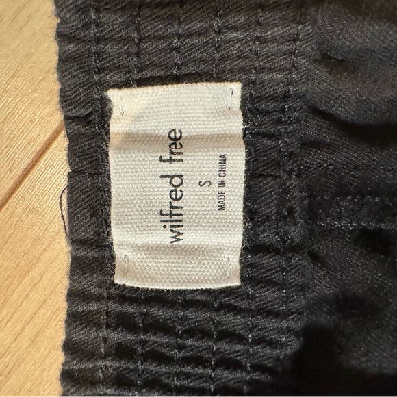 Aritiza Nova shorts - Picture 2 of 3